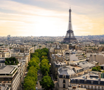 tour eiffel a pariseme arrondissement 